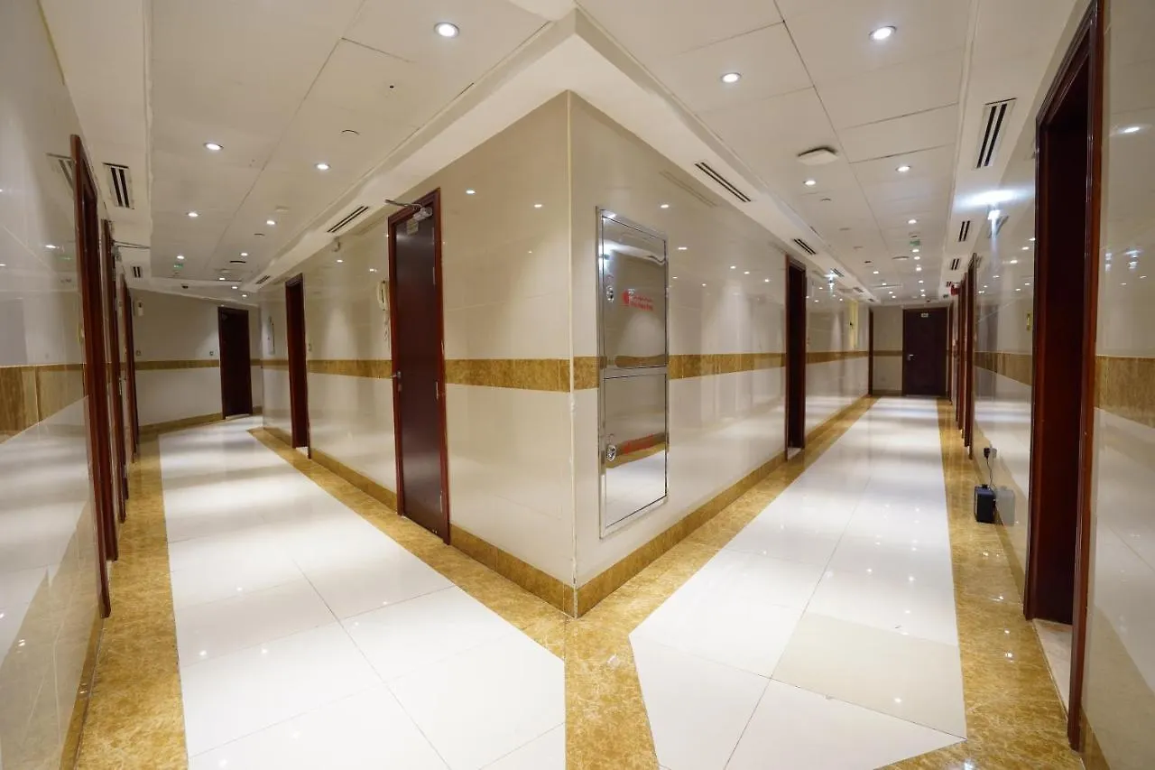 **  Cube Hotel Dubái Emiratos Árabes Unidos